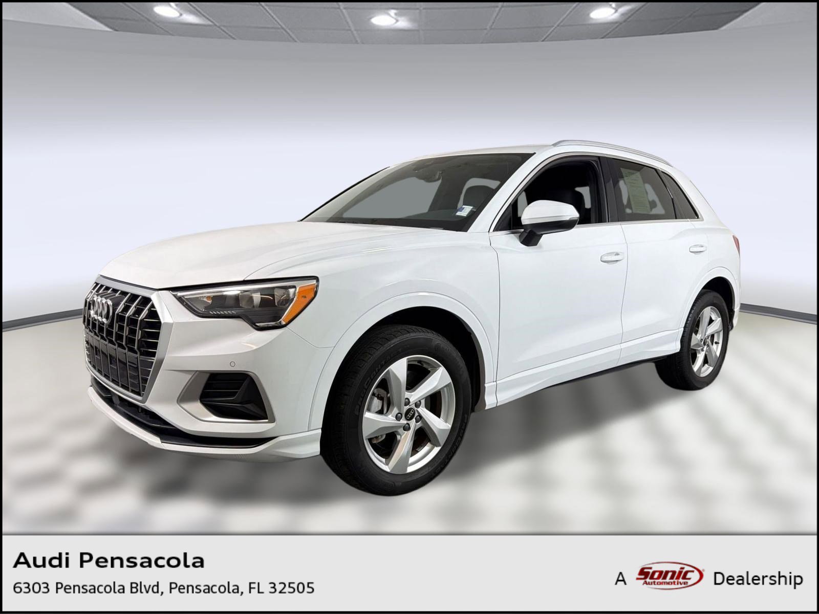Certified 2022 Audi Q3 2.0T Premium w/ Convenience Package image 1