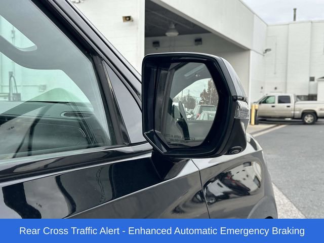 Used 2024 Chevrolet Suburban RST w/ Luxury Package image 27