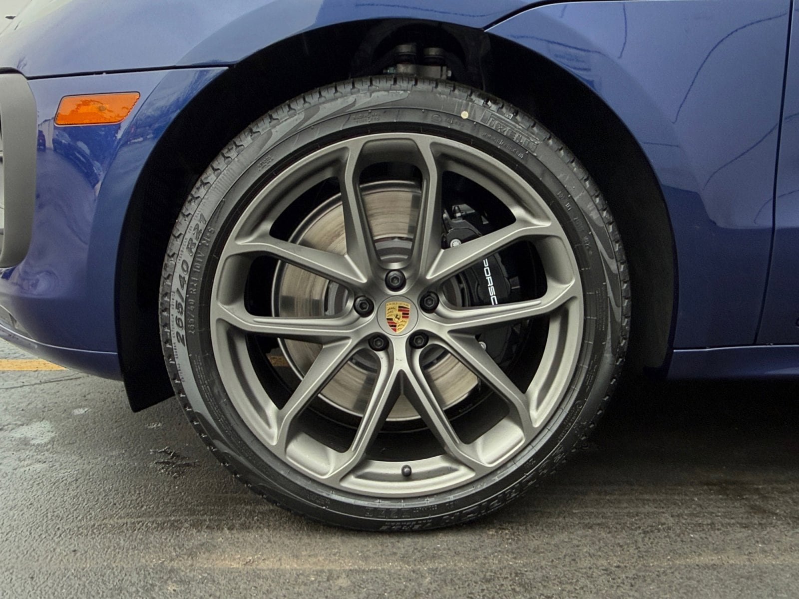 New 2026 Porsche Macan GTS image 11