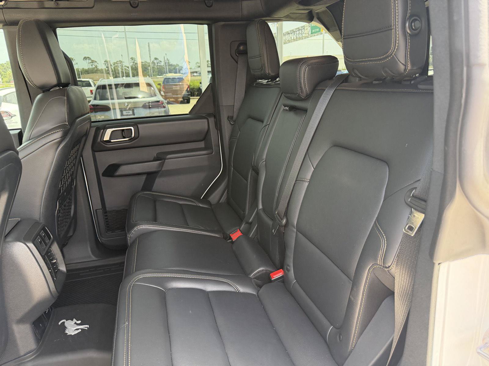 Certified 2025 Ford Bronco Badlands AWD/4WD image 26