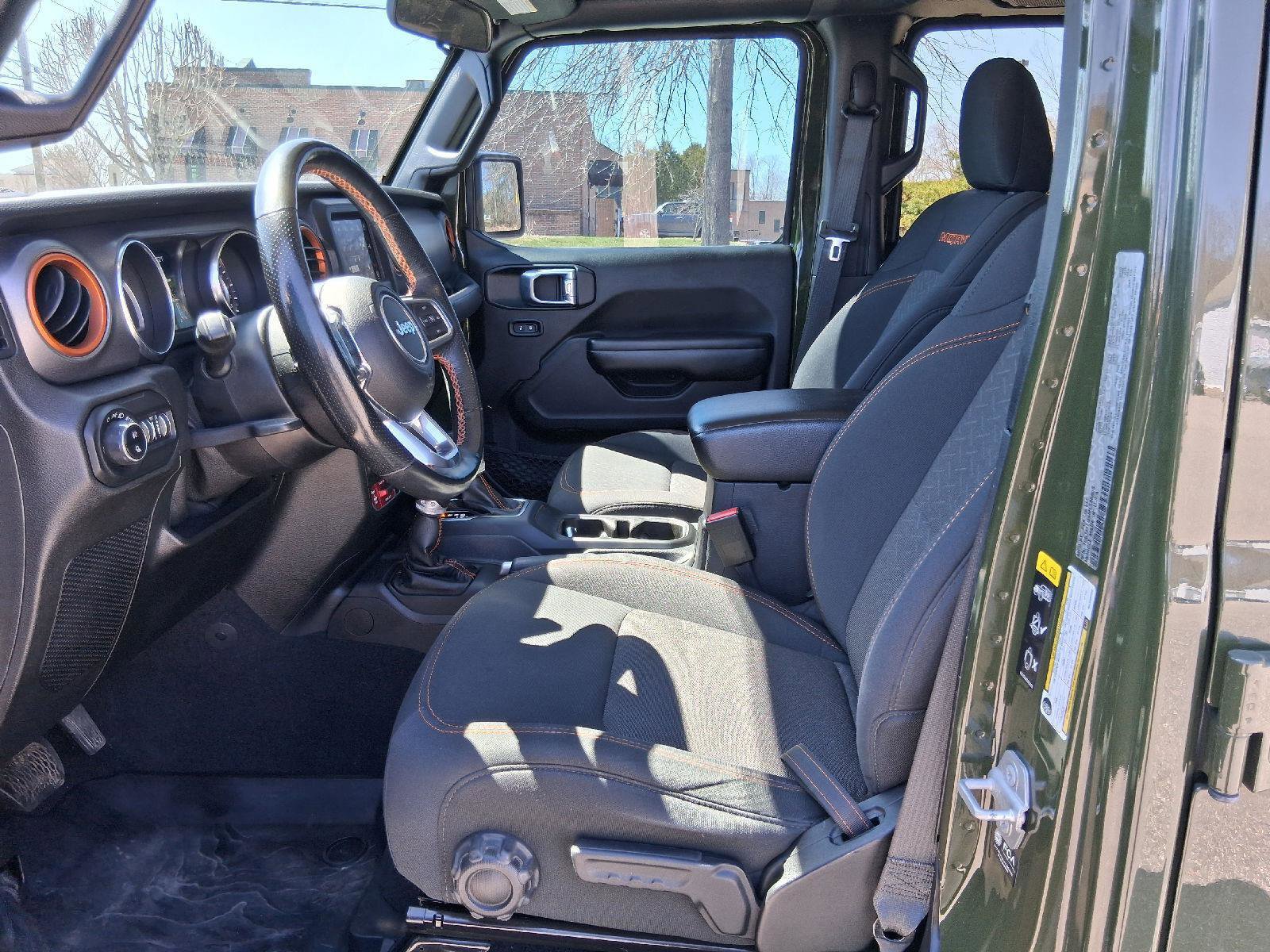 Used 2021 Jeep Gladiator Mojave w/ LED Lighting Group image 9