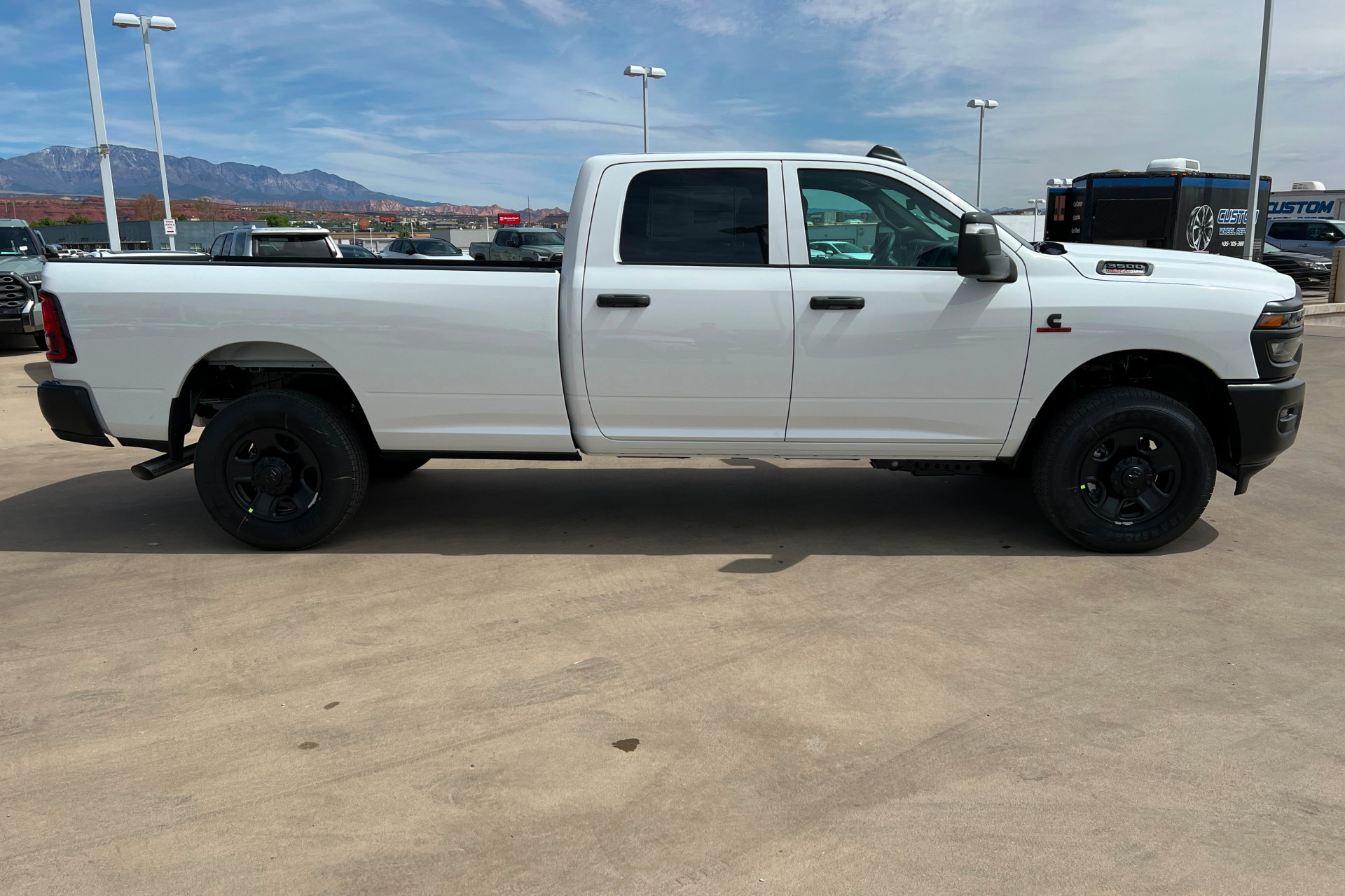 New 2026 RAM 3500 Tradesman AWD/4WD image 6