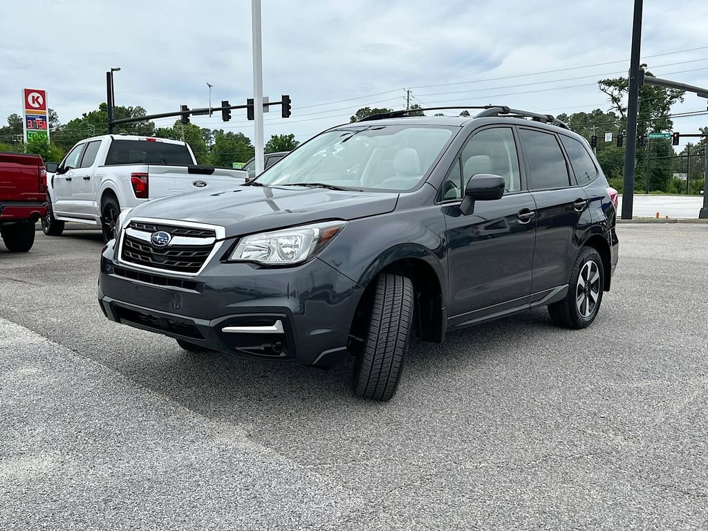 Used 2017 Subaru Forester 2.5i Premium w/ All-Weather Package AWD/4WD image 2