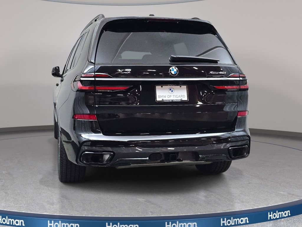 Used 2026 BMW X7 xDrive40i AWD/4WD image 7