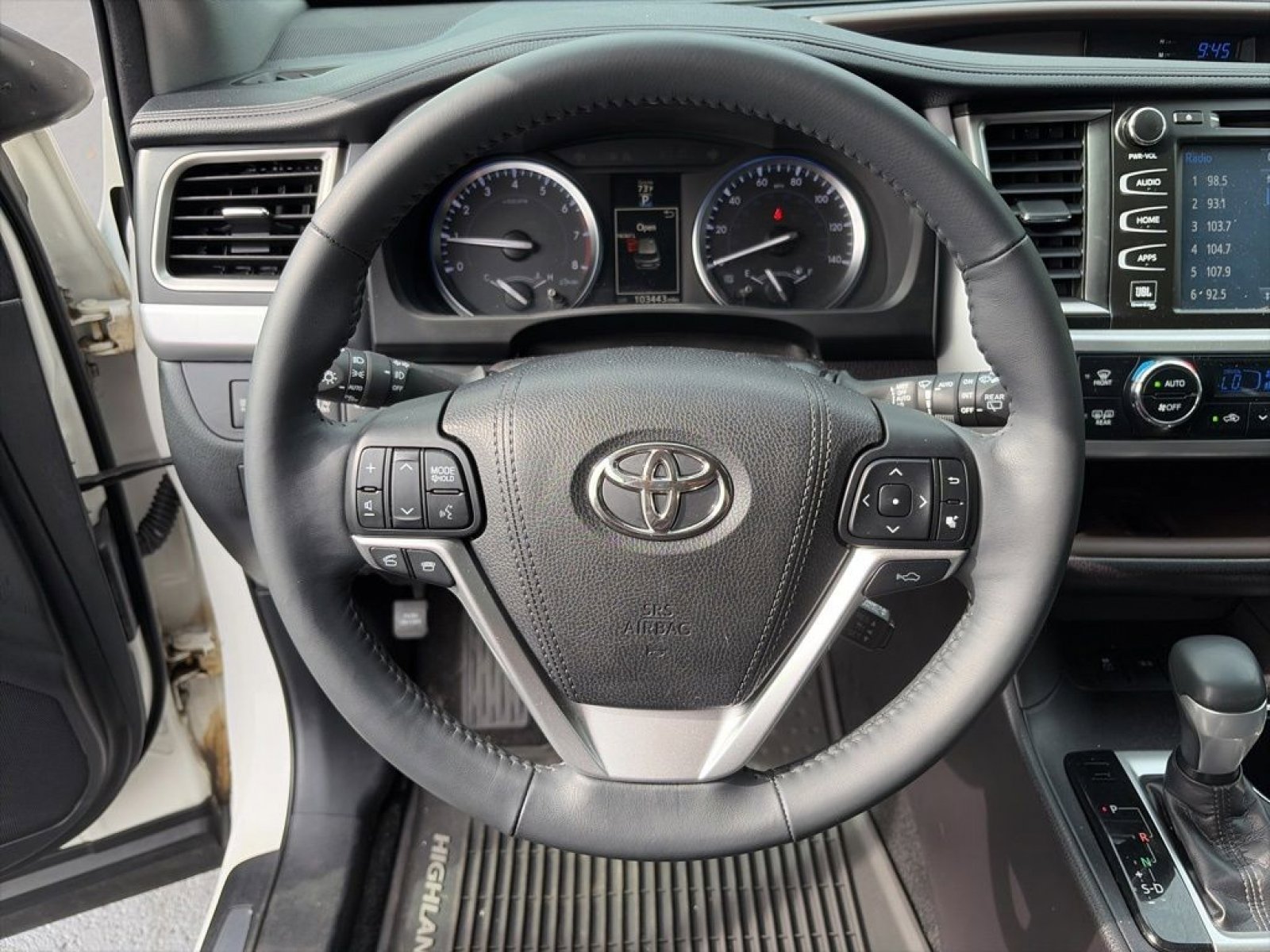 Used 2016 Toyota Highlander Limited Platinum AWD/4WD image 19