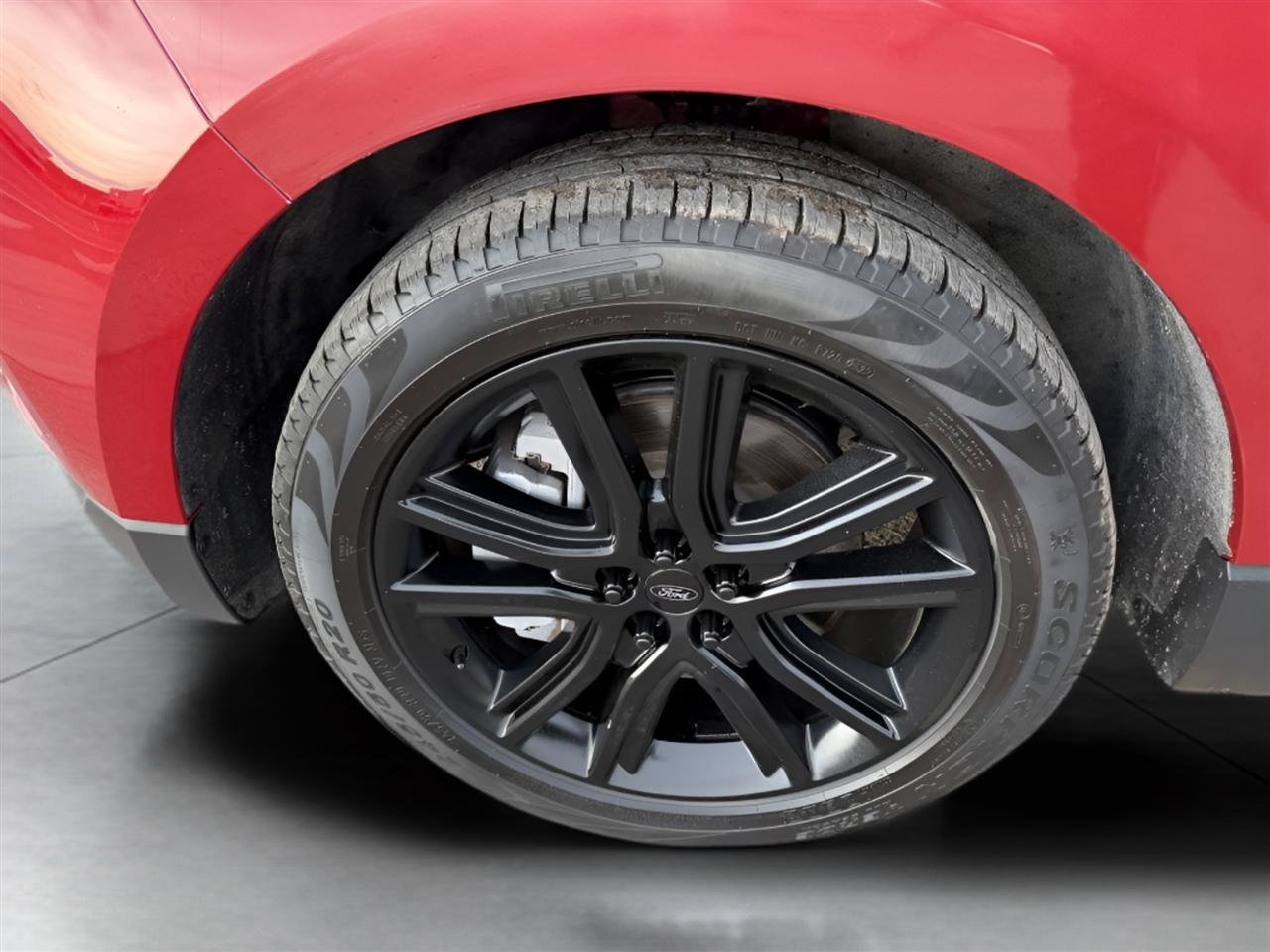 Used 2024 Ford Edge Titanium w/ Equipment Group 301A image 33