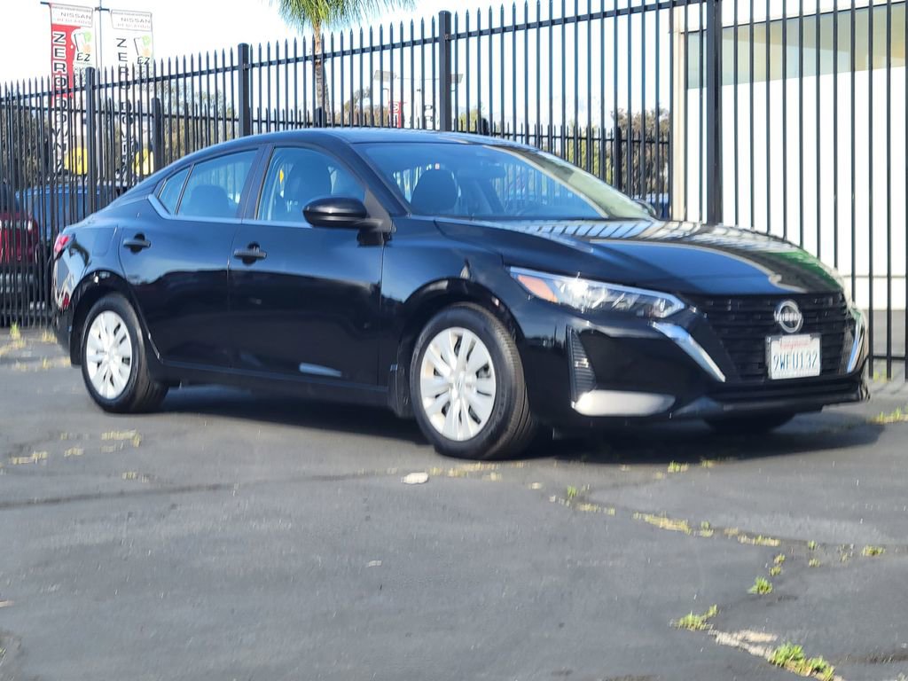 Used 2025 Nissan Sentra S FWD image 31