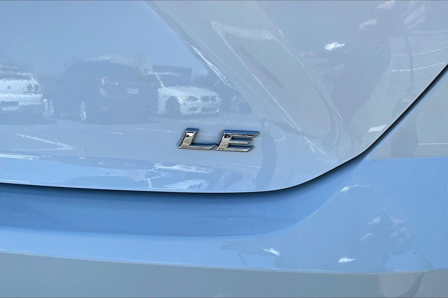 Used 2025 Toyota Camry LE FWD image 8