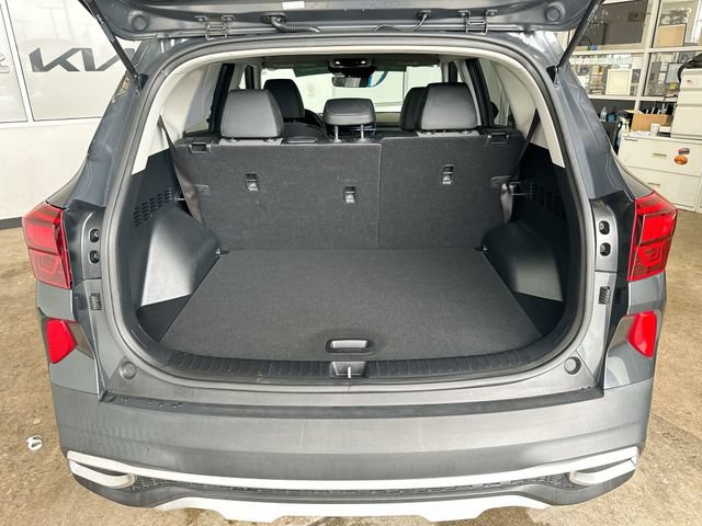 Certified 2023 Kia Seltos S w/ Navigation Package AWD/4WD image 22