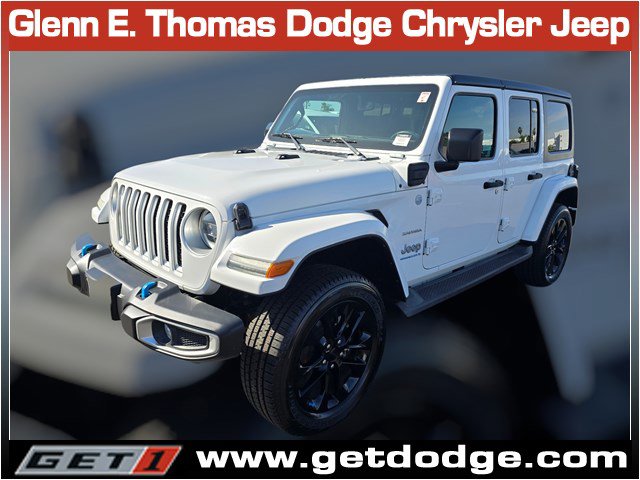 Used 2023 Jeep Wrangler Sahara w/ Cold Weather Group image 3