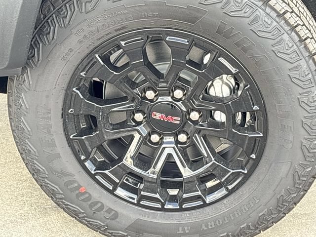 New 2026 GMC Canyon Elevation w/ Convenience Package RWD image 29