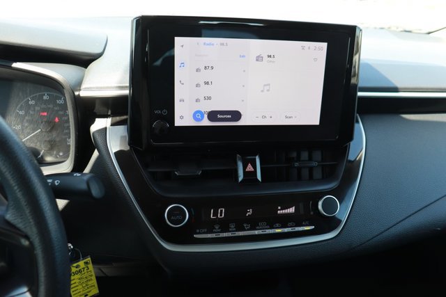 Used 2024 Toyota Corolla LE FWD image 16