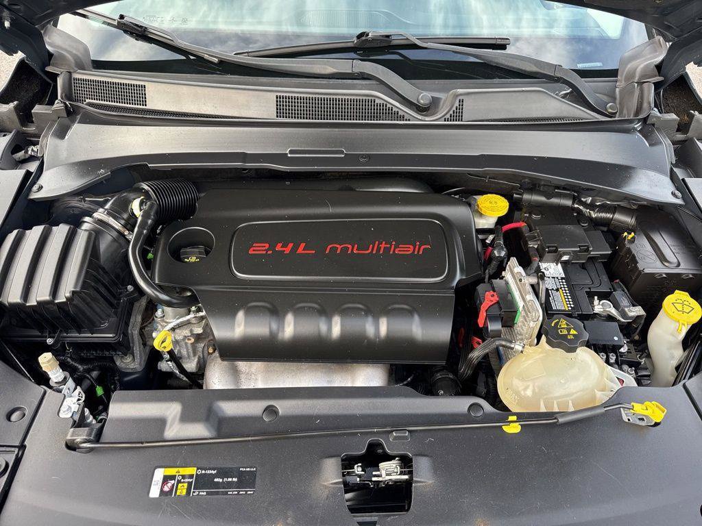 Used 2018 Jeep Compass Limited w/ Navigation Group AWD/4WD image 10