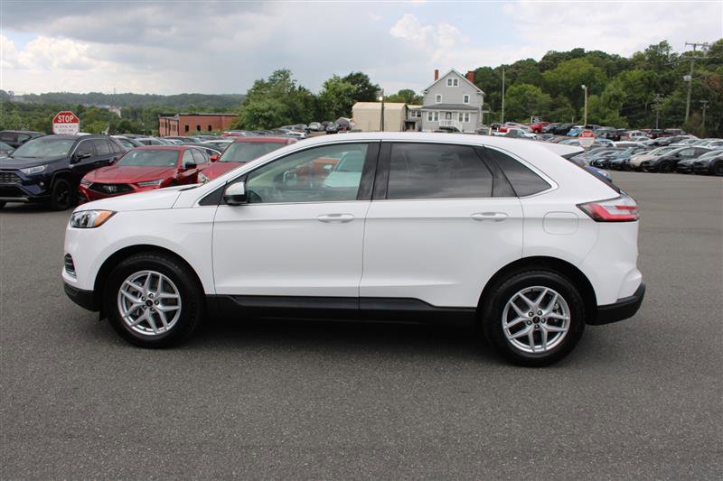 Used 2024 Ford Edge SEL w/ Class II Trailer Tow Package AWD/4WD image 5