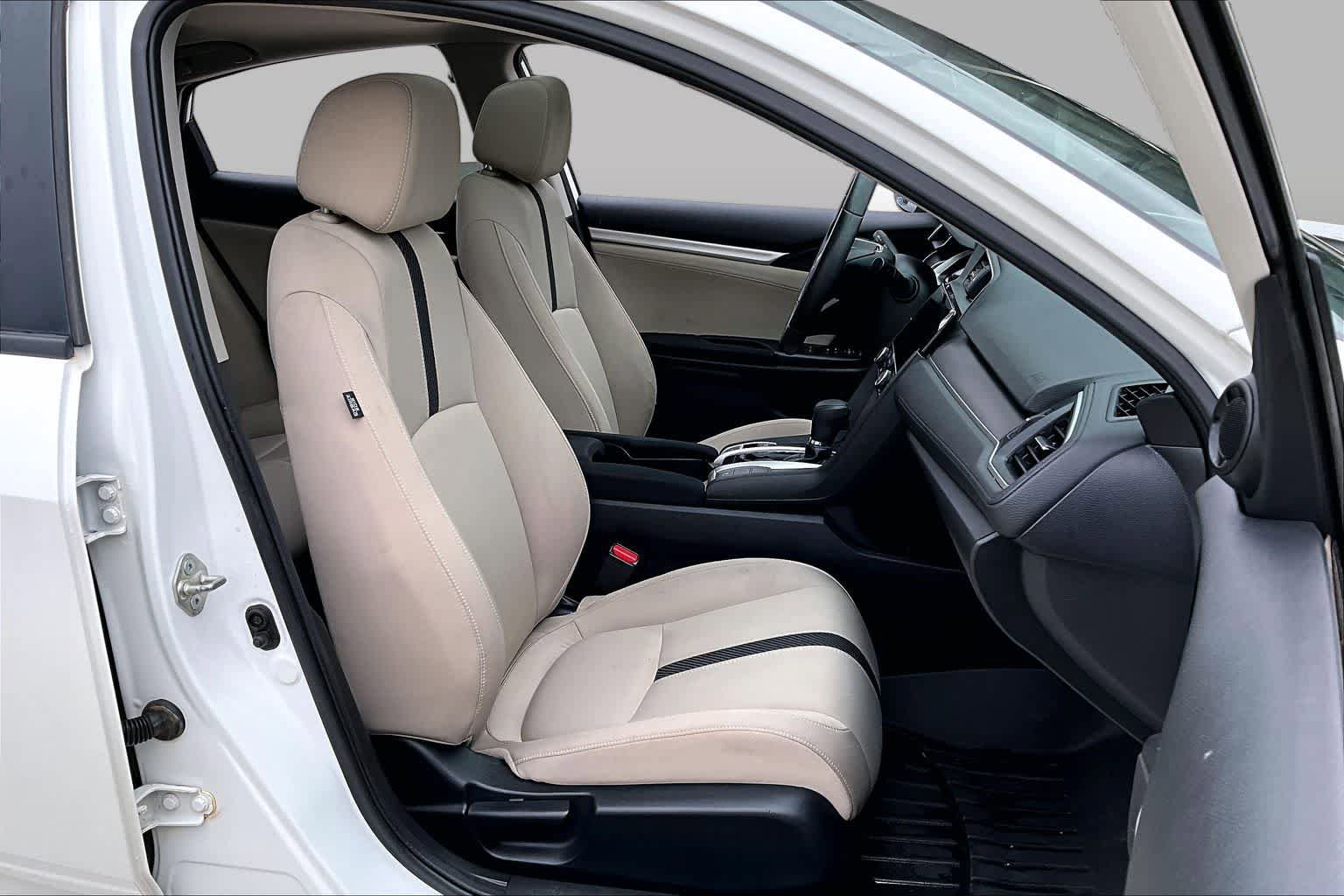 Used 2018 Honda Civic EX image 9