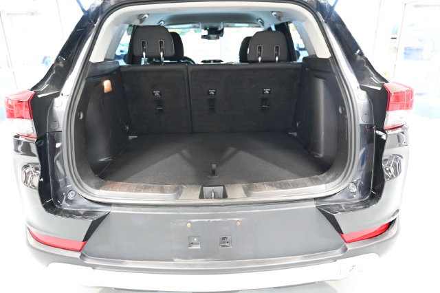 Used 2023 Chevrolet TrailBlazer LT FWD image 28