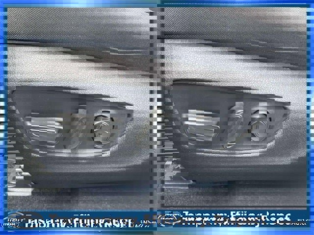 Used 2023 Toyota RAV4 XLE image 18
