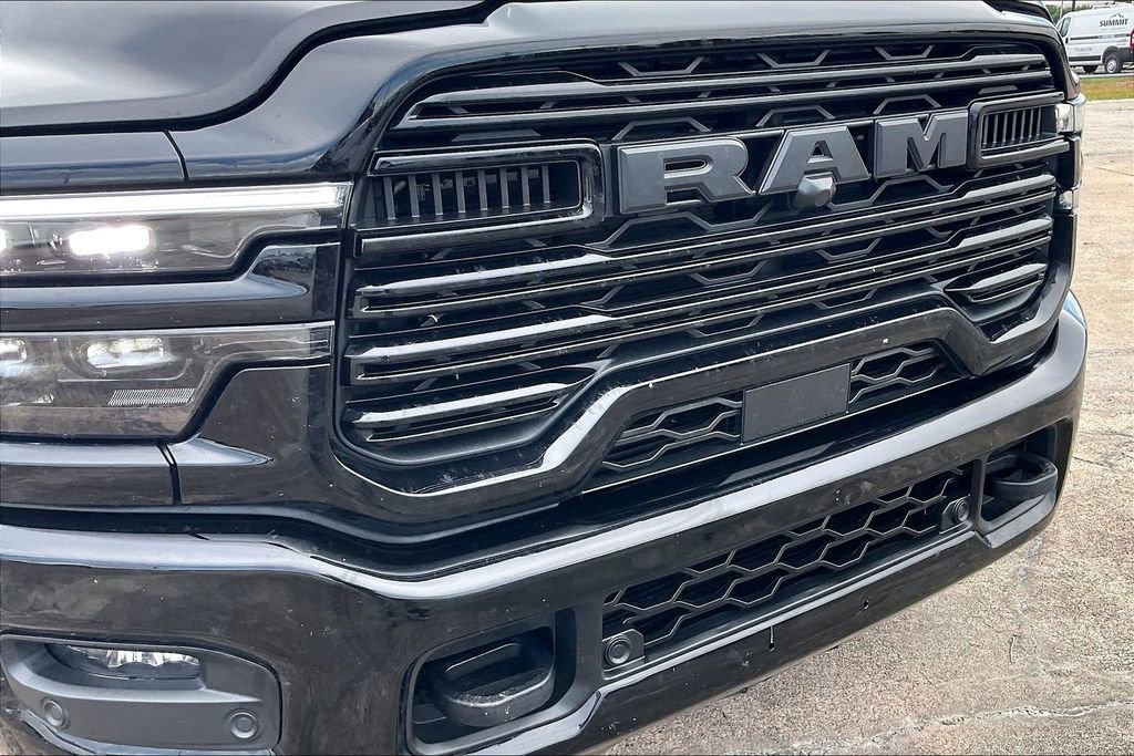Used 2025 RAM 3500 Laramie w/ Night Edition AWD/4WD image 34