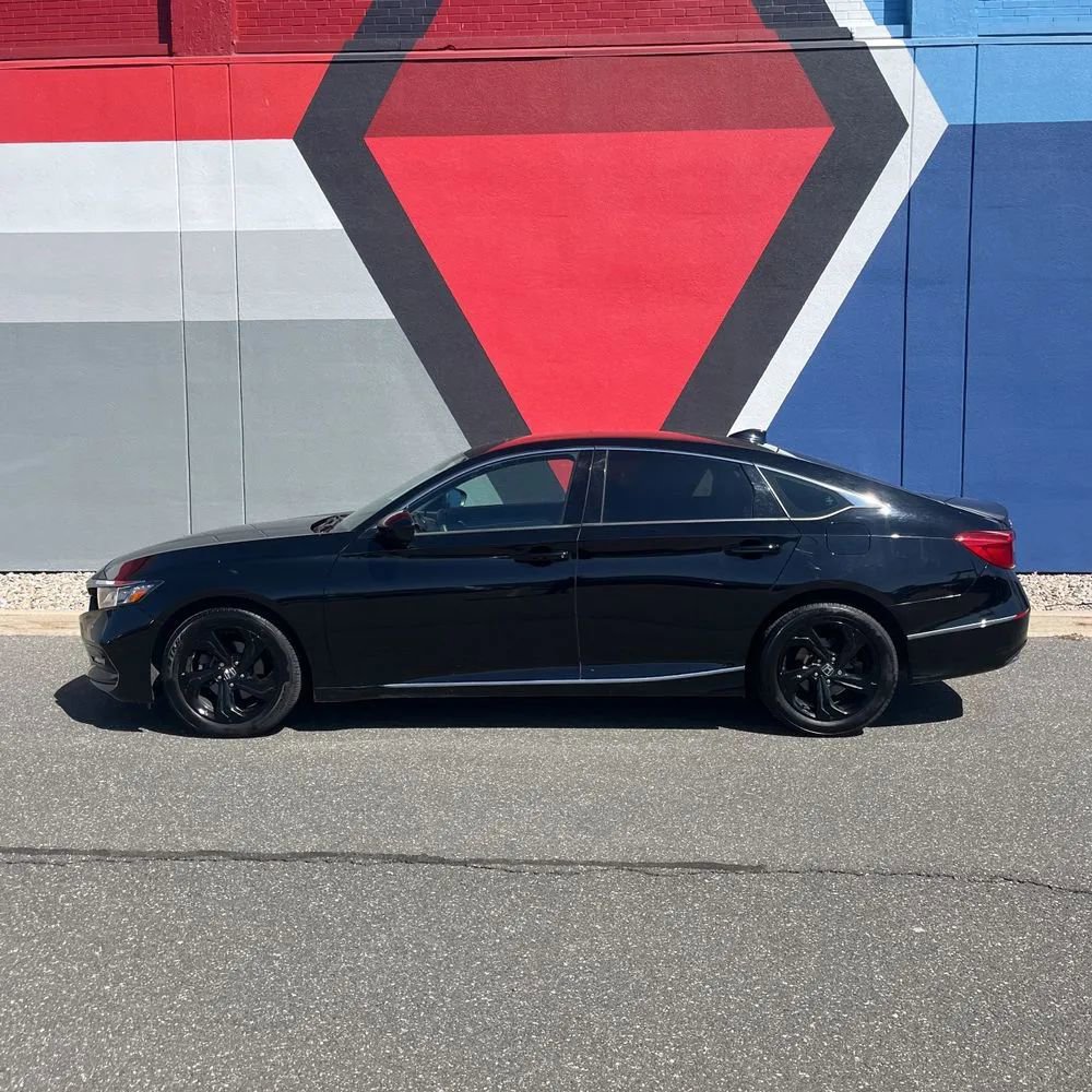 Used 2019 Honda Accord EX image 2