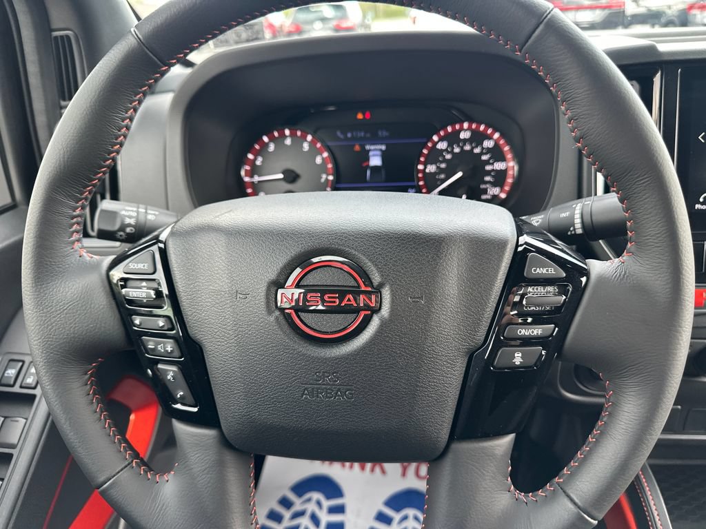 Used 2025 Nissan Frontier PRO-4X AWD/4WD image 19