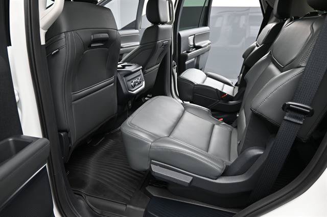 Certified 2026 Ford Expedition Active AWD/4WD image 14