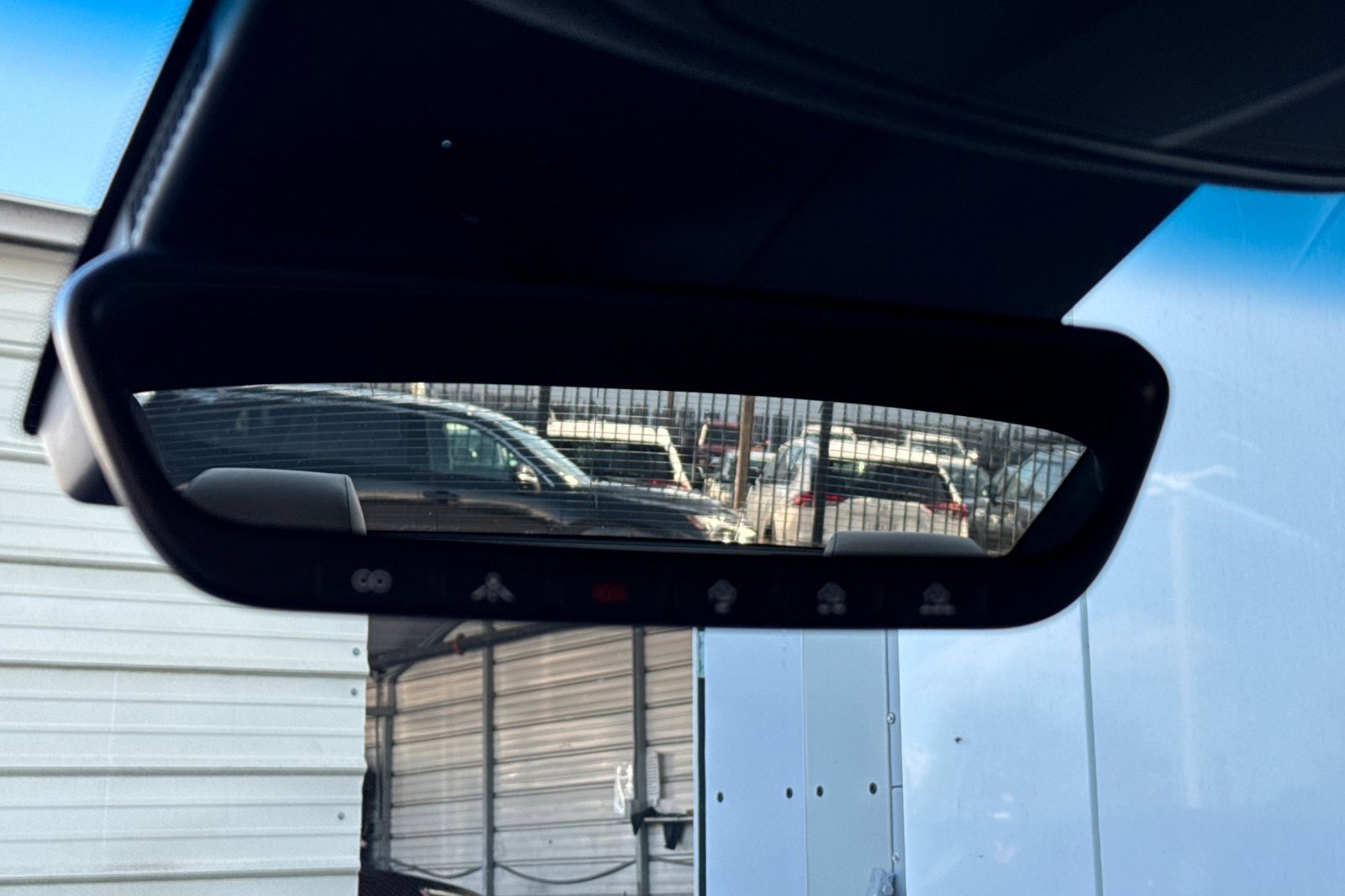 Used 2022 Genesis G70 3.3T image 23