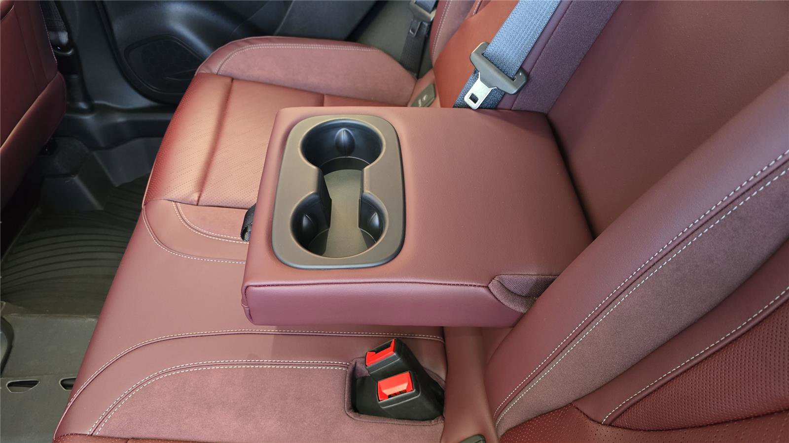 New 2026 Buick Envision Sport Touring image 19