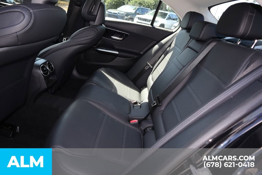Used 2025 Mercedes-Benz C 300 Sedan image 21