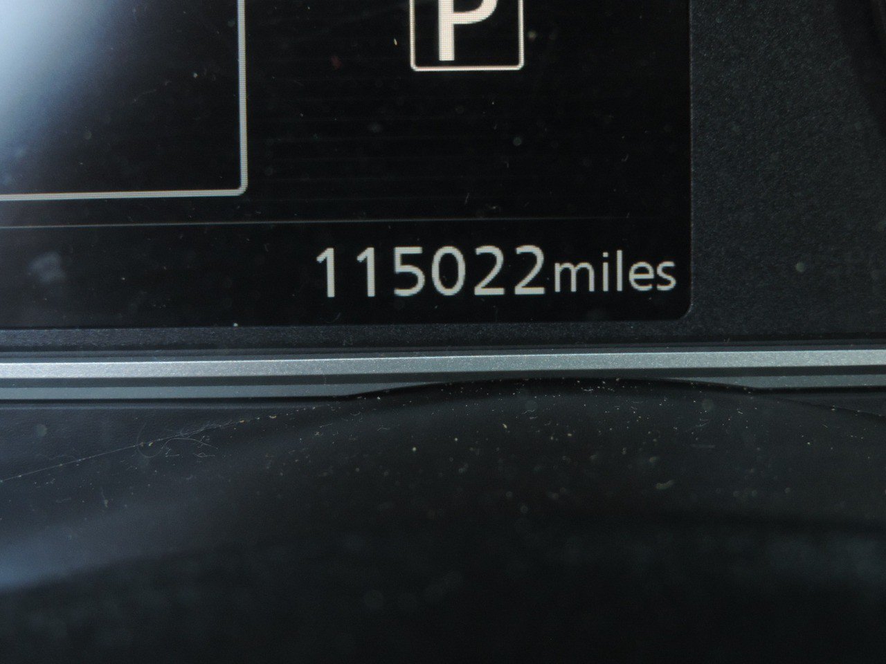 Used 2020 Nissan Versa SV FWD image 23