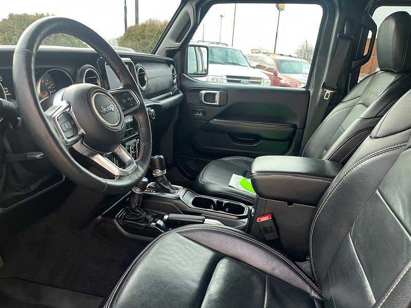 Used 2019 Jeep Wrangler Unlimited Sahara w/ Dual Top Group image 18
