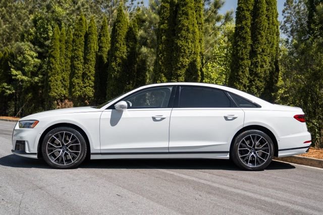 Used 2020 Audi A8 L 4.0T w/ Sport Plus Package image 9