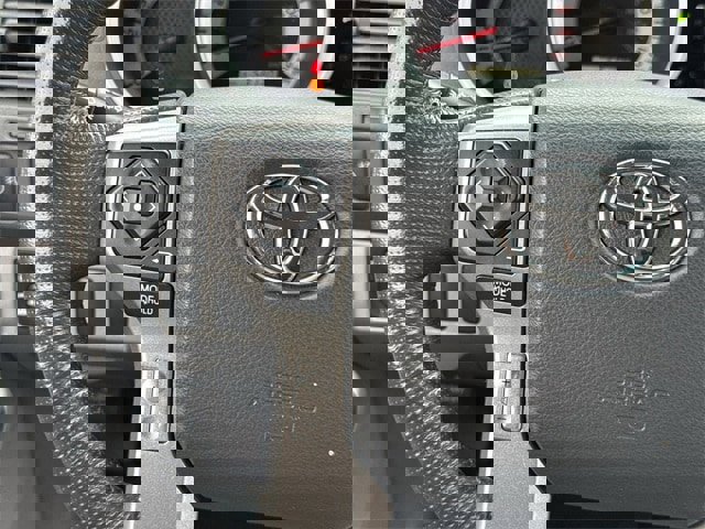 Used 2014 Toyota Tacoma PreRunner w/ SR5 Package image 15