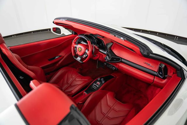 Used 2014 Ferrari 458 Spider RWD image 24