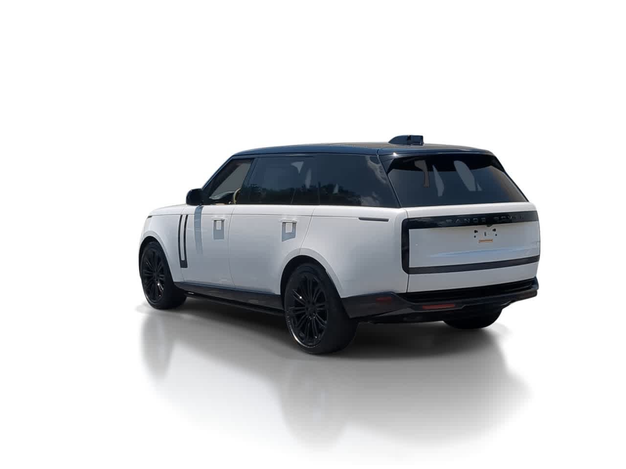 Used 2026 Land Rover Range Rover Long Wheelbase SE AWD/4WD image 6