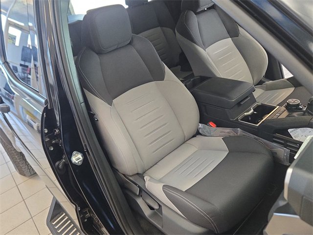 Used 2025 Toyota Tacoma TRD Off-Road image 23