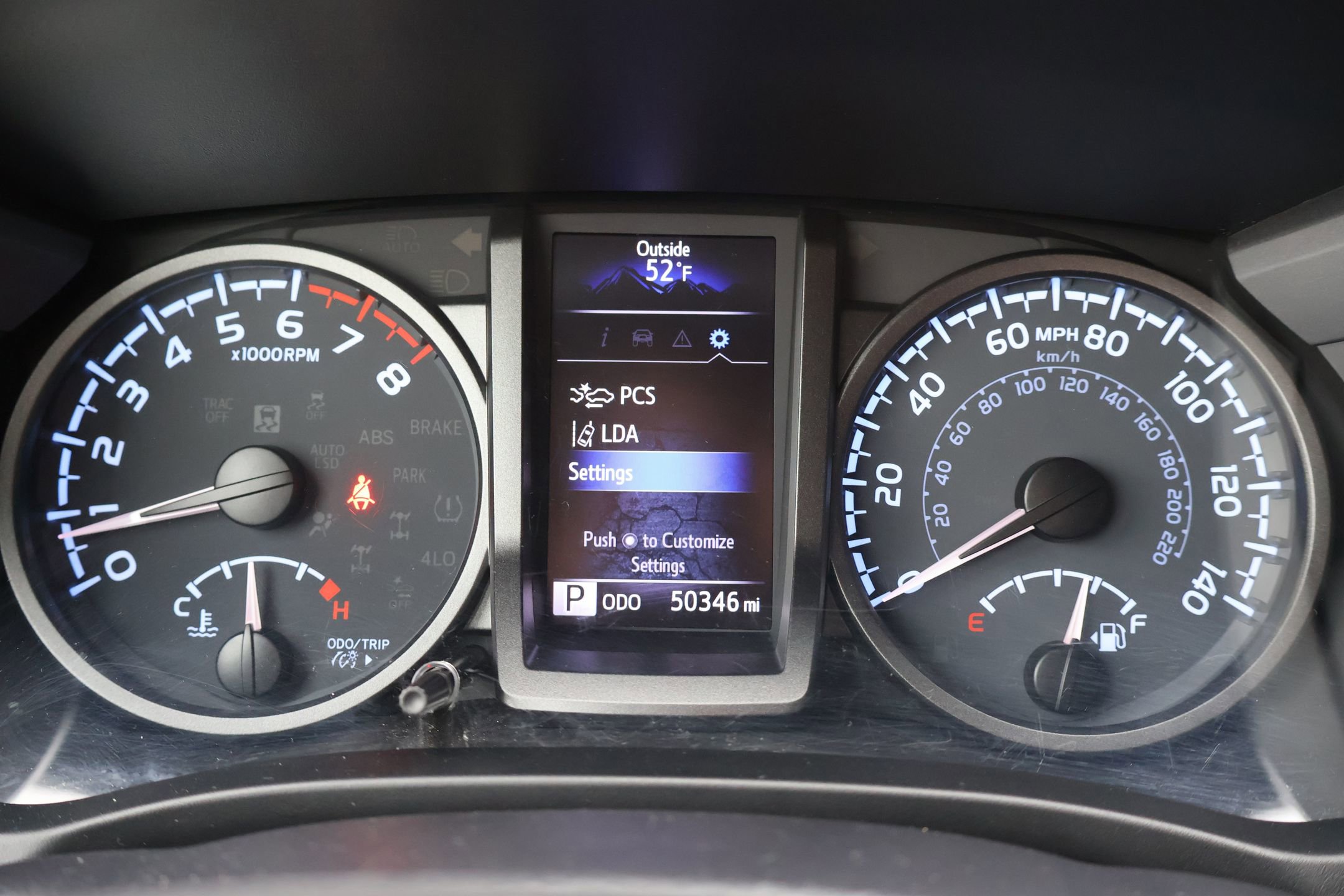 Used 2022 Toyota Tacoma TRD Sport w/ Technology Package image 14