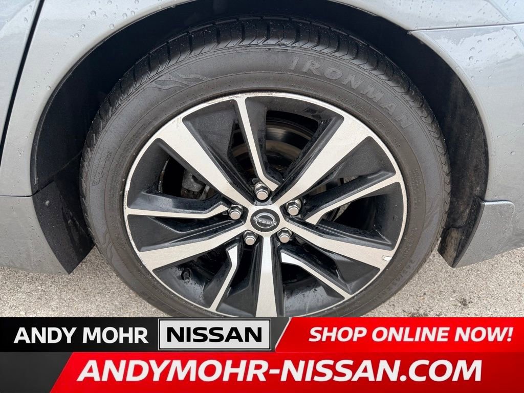 Used 2023 Nissan Maxima SL image 11