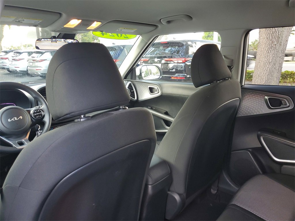 Certified 2024 Kia Soul LX w/ Option Group 015 image 12