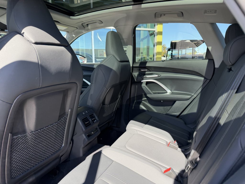 Used 2025 Audi Q5 Premium Plus w/ Premium Plus AWD/4WD image 31