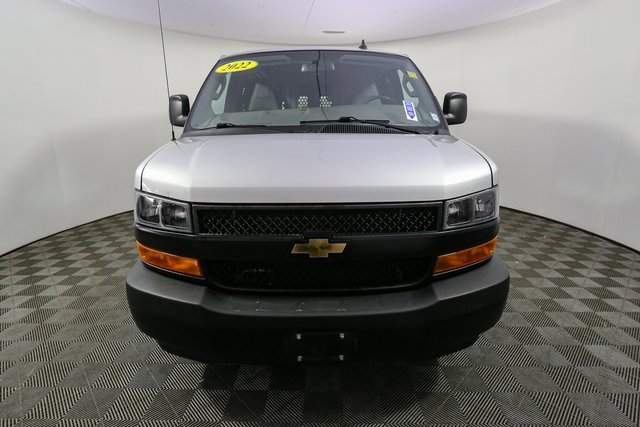 Used 2022 Chevrolet Express 2500 image 4