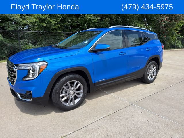 Used 2024 GMC Terrain SLT