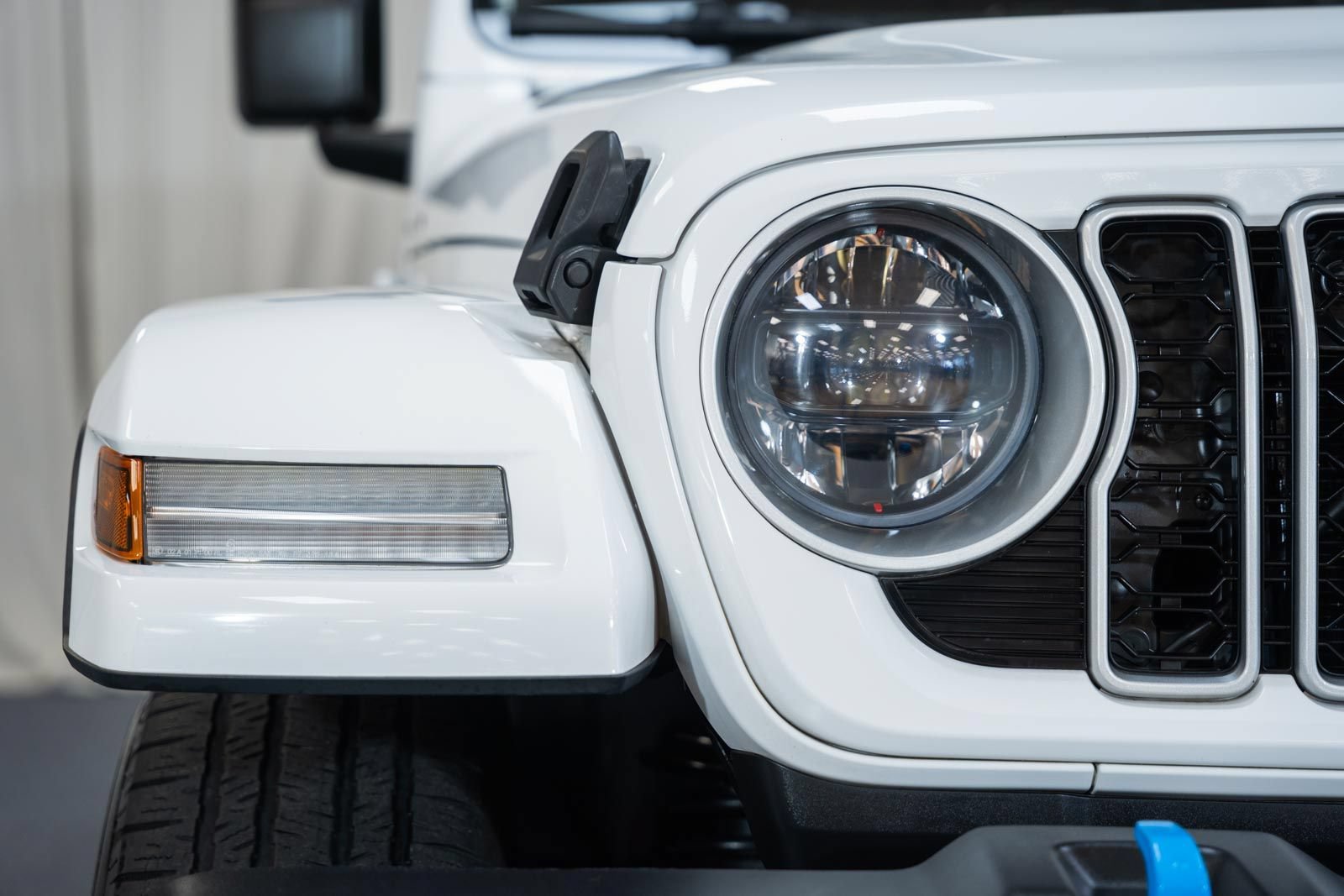 Used 2024 Jeep Wrangler Unlimited Sahara AWD/4WD image 14