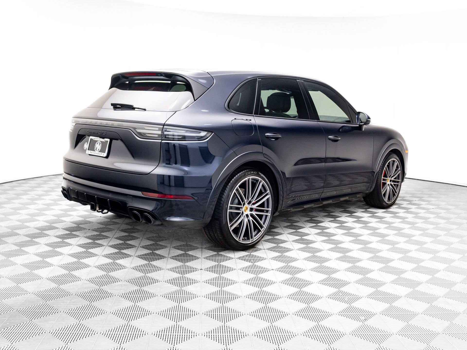 Used 2021 Porsche Cayenne GTS image 8