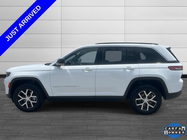 Certified 2025 Jeep Grand Cherokee Limited w/ Trailer Tow Package AWD/4WD image 7
