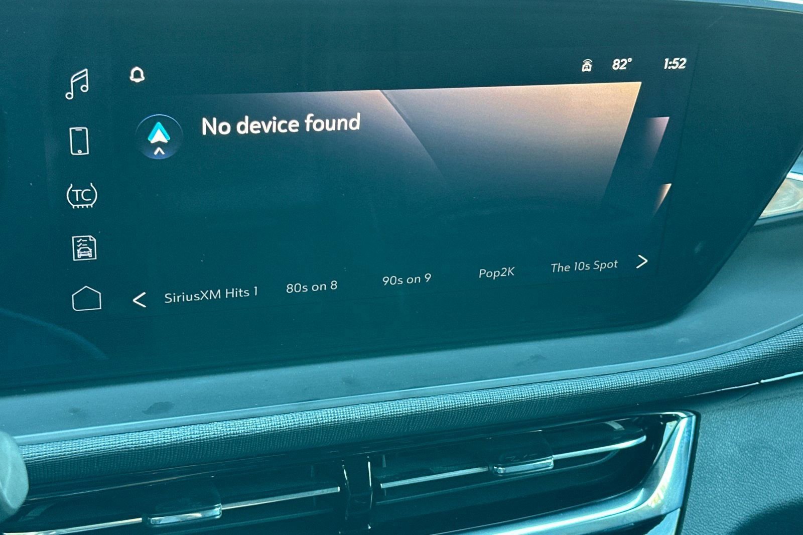 Certified 2024 Buick Envista Sport Touring w/ Convenience I Package image 19