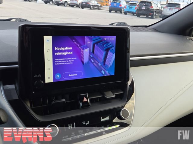 Used 2023 Toyota Corolla SE w/ SE Package image 6