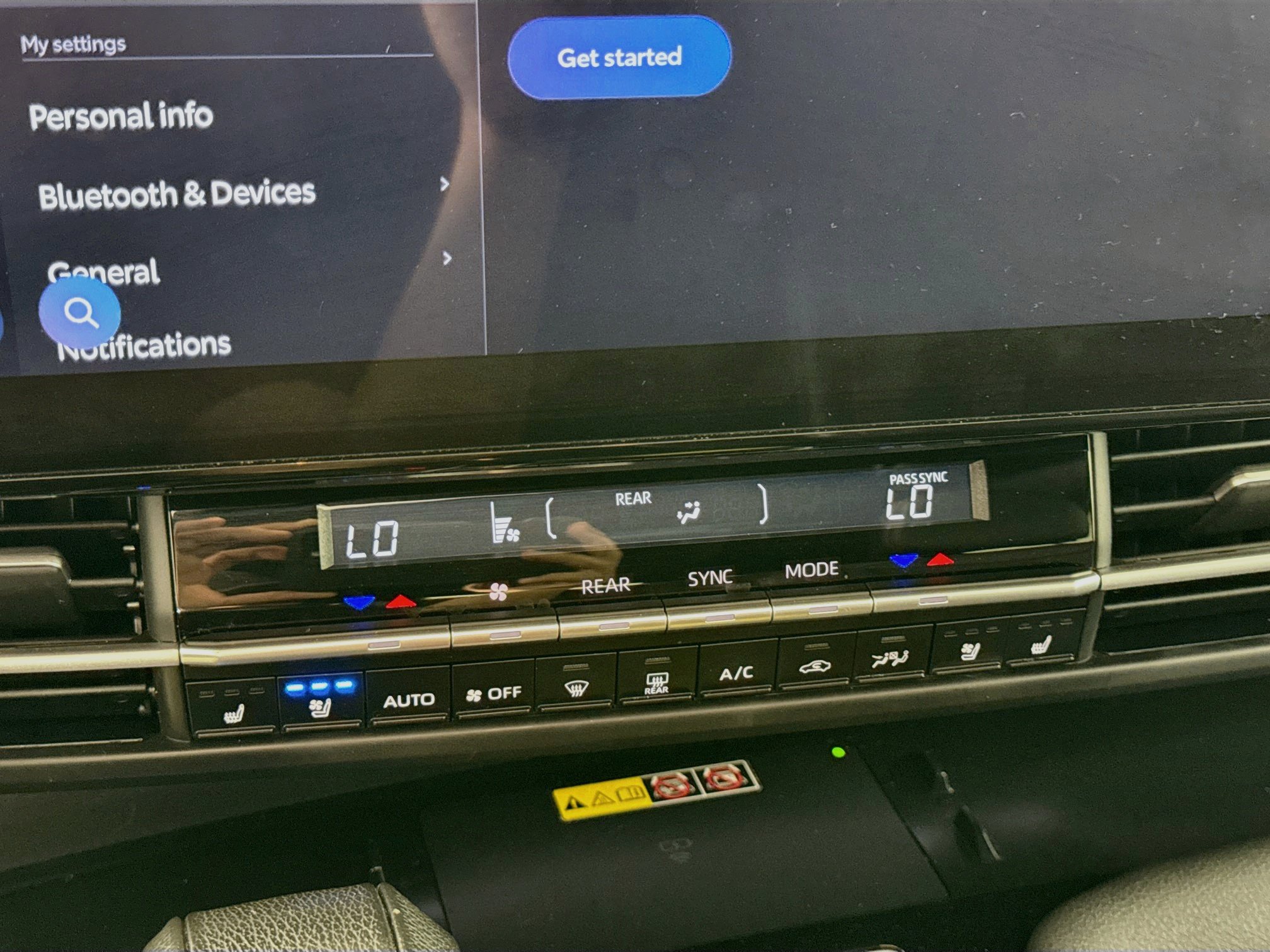 Certified 2025 Toyota Sienna XSE w/ XSE Premium Package AWD/4WD image 18