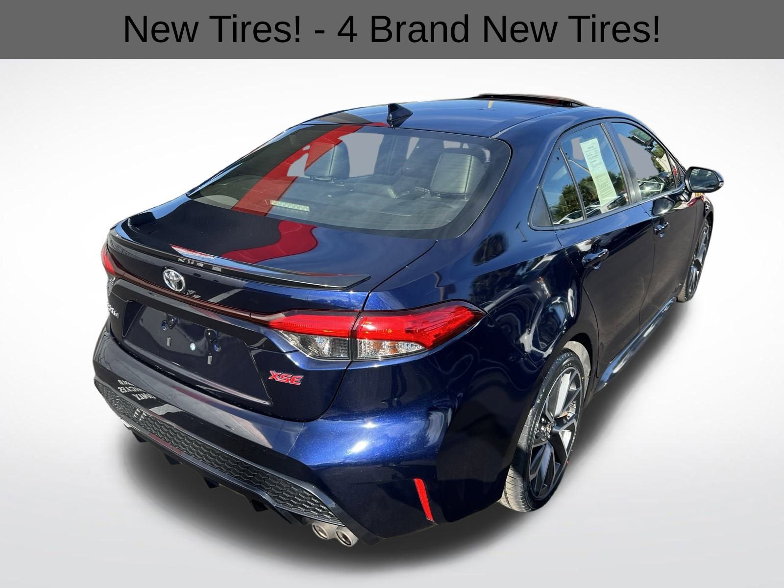 Used 2020 Toyota Corolla XSE image 7