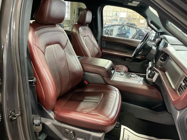 Used 2023 Ford Expedition Limited image 49