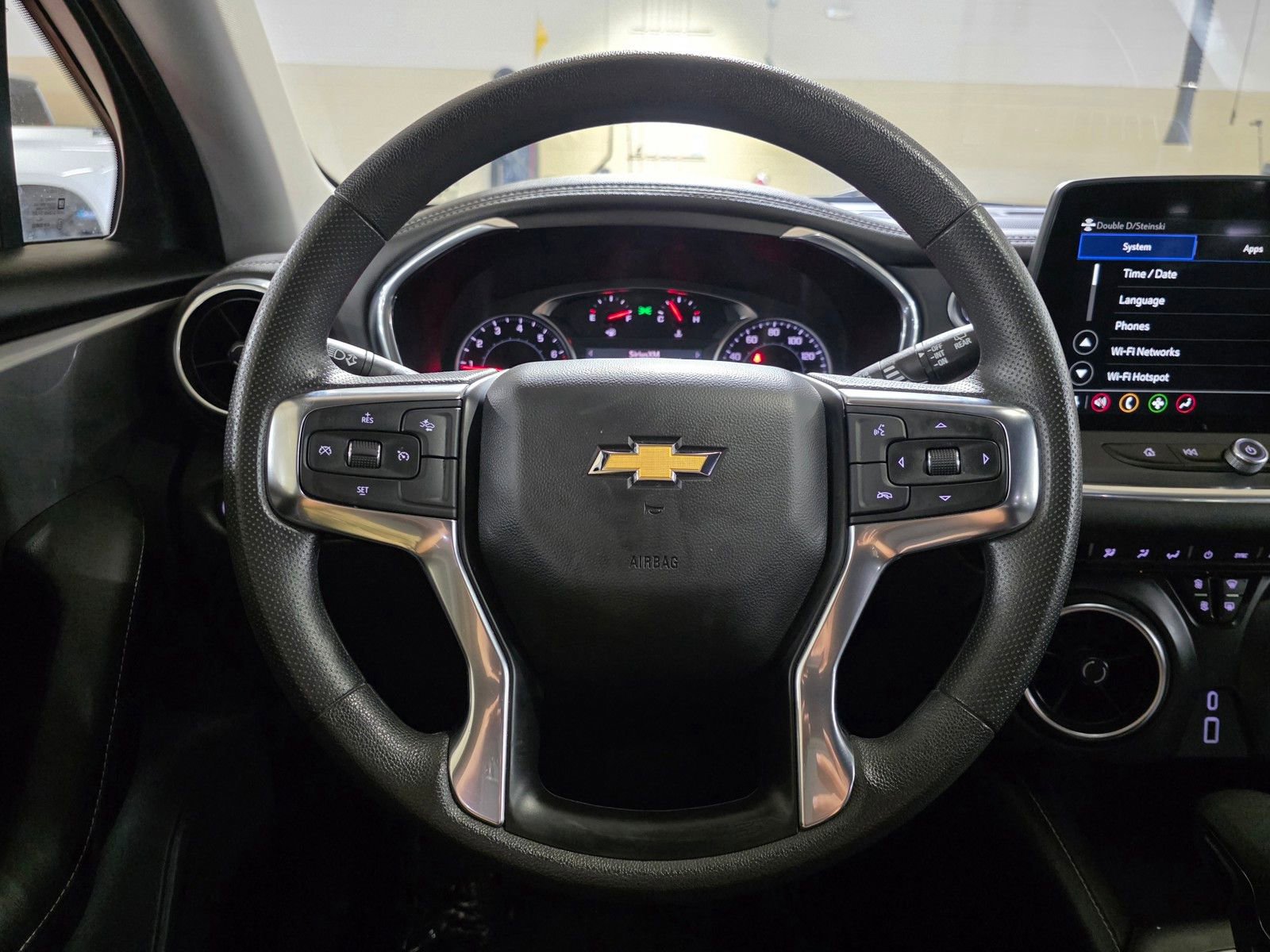 Used 2025 Chevrolet Blazer LT image 28